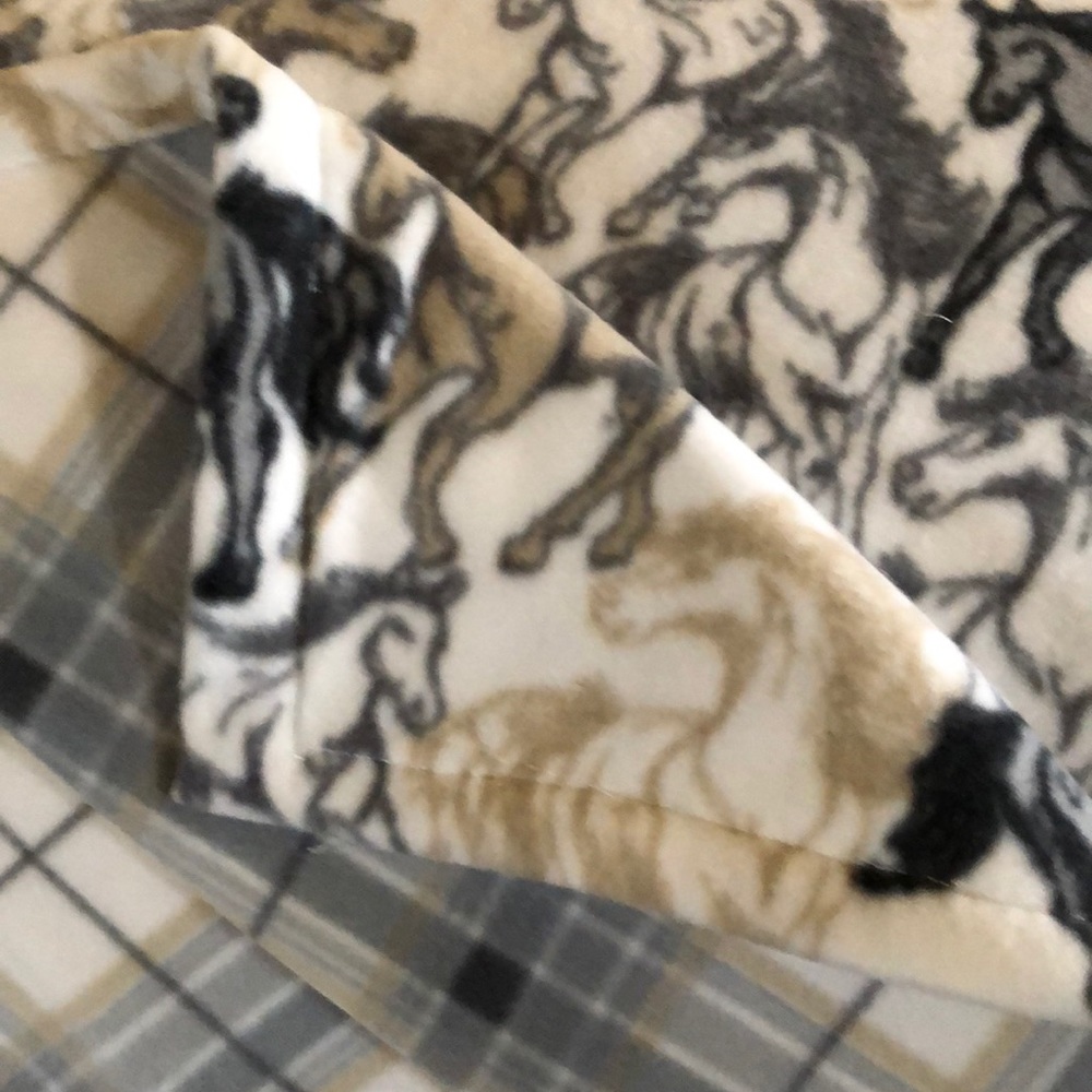 Horse lovers fleece throw - Picture 4 of 4